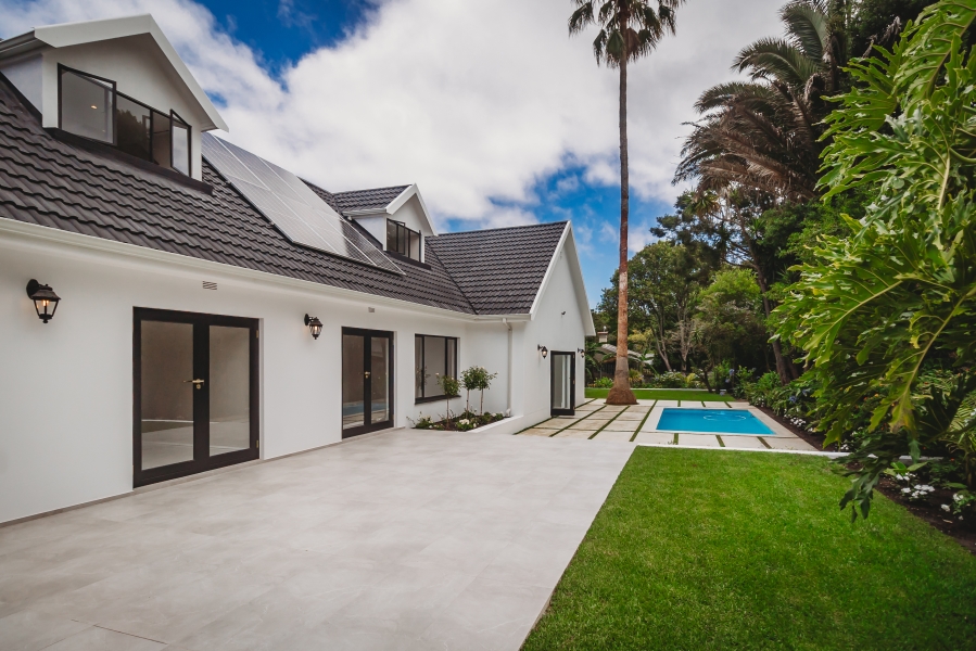 4 Bedroom Property for Sale in Fernridge Western Cape